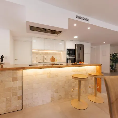 Bravissimo Turbau Entresol A, With 3 Bedrooms Apartment *