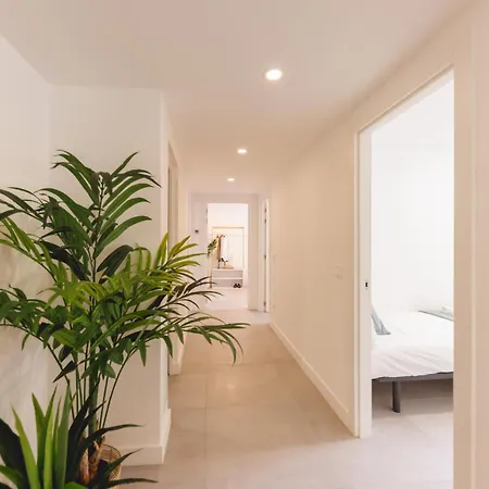 Apartment Bravissimo Turbau Entresol A, With 3 Bedrooms Girona