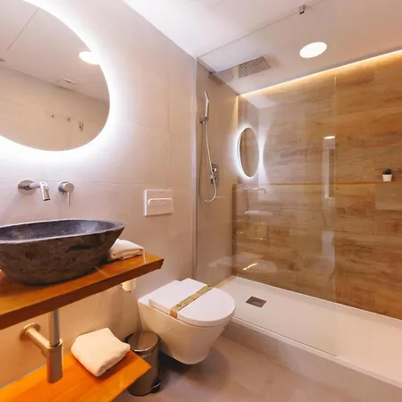 Bravissimo Turbau Entresol A, With 3 Bedrooms 지로나