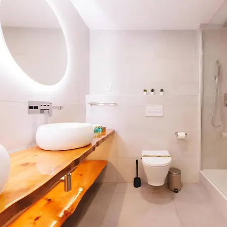 Bravissimo Turbau Entresol A, With 3 Bedrooms 아파트