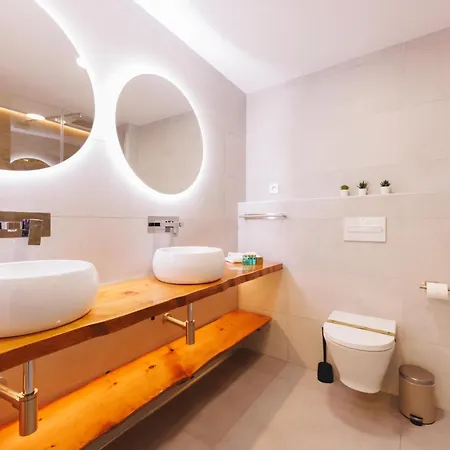 Bravissimo Turbau Entresol A, With 3 Bedrooms Apartamento *