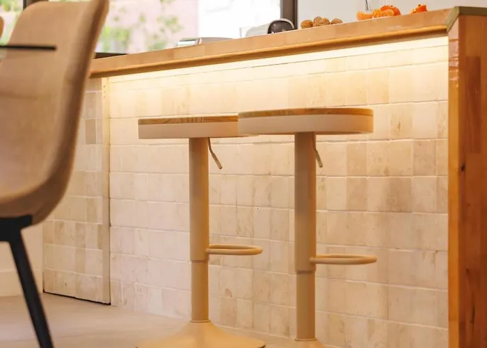 Bravissimo Turbau Entresol A, With 3 Bedrooms