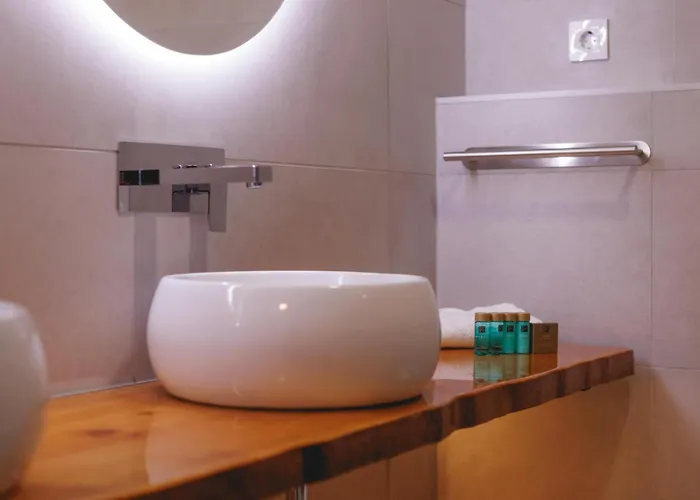 Bravissimo Turbau Entresol A, With 3 Bedrooms Lejlighed Girona