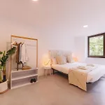 Bravissimo Turbau Entresol A, With 3 Bedrooms